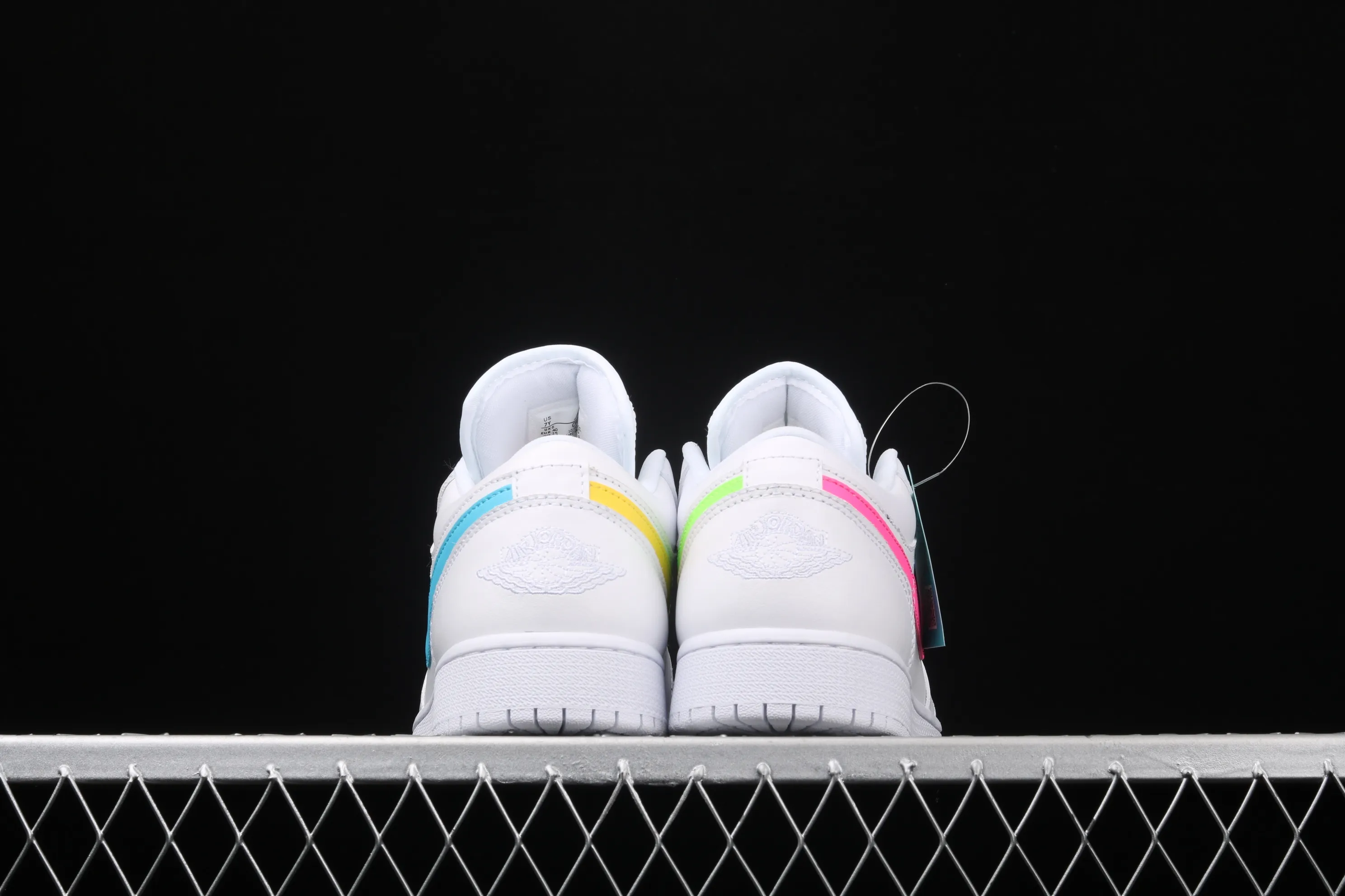 All categories Air Jordan Jordan series basketball shoes Air Jordan 1 Low New version Air Jordan 1 Low "White Multi" AJ1 Joe 1 four-color mandarin duck low-top top-layer leather cultural and leisure sports sneakers CW7035-100